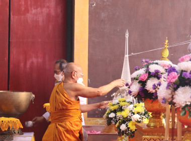 พิธีสรงน้ำพระบรมสารีริกธาตุ ในการพระราชพิธีสงกรานต์ ... พารามิเตอร์รูปภาพ 8