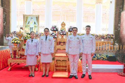 พิธีเชิญเครื่องราชสักการะซึ่งทรงพระราชอุทิศถวายเป็นพุทธบูชา ... พารามิเตอร์รูปภาพ 1
