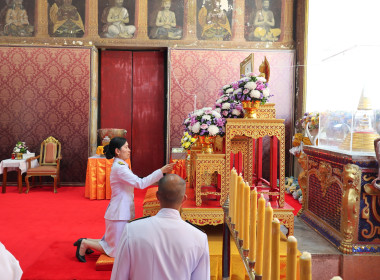 พิธีเชิญเครื่องราชสักการะซึ่งทรงพระราชอุทิศถวายเป็นพุทธบูชา ... พารามิเตอร์รูปภาพ 16