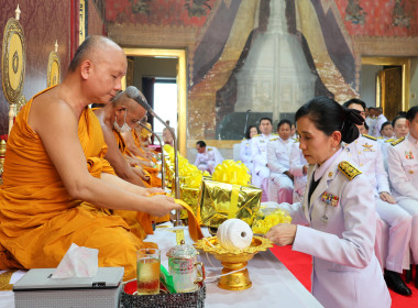 พิธีเชิญเครื่องราชสักการะซึ่งทรงพระราชอุทิศถวายเป็นพุทธบูชา ... พารามิเตอร์รูปภาพ 5