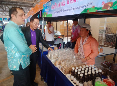 โครงการส่งเสริมอาชีพ กิจกรรมตลาดนัดส่งเสริมอาชีพ ประจำปี ... พารามิเตอร์รูปภาพ 2