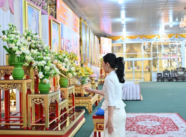 พิธีเจริญพระพุทธมนต์เฉลิมพระกียรติและถวายพระพรชัยมงคลแด่ ... พารามิเตอร์รูปภาพ 4