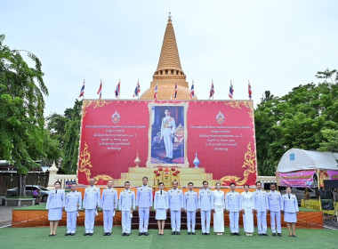พิธีเจริญพระพุทธมนต์และทำบุญตักบาตรถวายพระราชกุศล ... พารามิเตอร์รูปภาพ 5