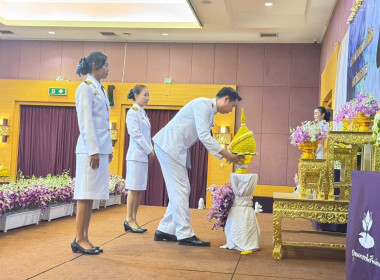 พิธีวางพานพุ่มดอกไม้สด เนื่องในวันพระบิดาแห่งฝนหลวง ปี 2568 ... พารามิเตอร์รูปภาพ 1