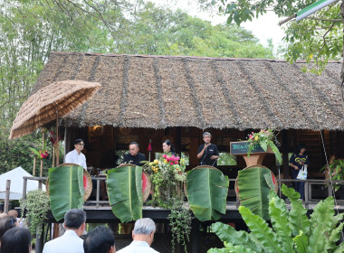 งานสังคมสุขใจ ครั้งที่ 10 รักเธอ รักฉัน ร่วมกันรักษ์โลก ณ ... พารามิเตอร์รูปภาพ 8